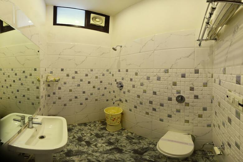 Hotel Puri Palace Amritsar