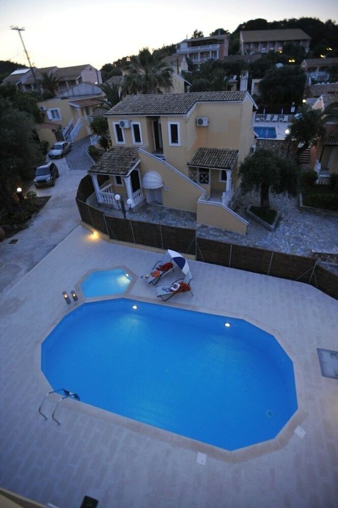 Aparthotel Saint Spiridon Hotel