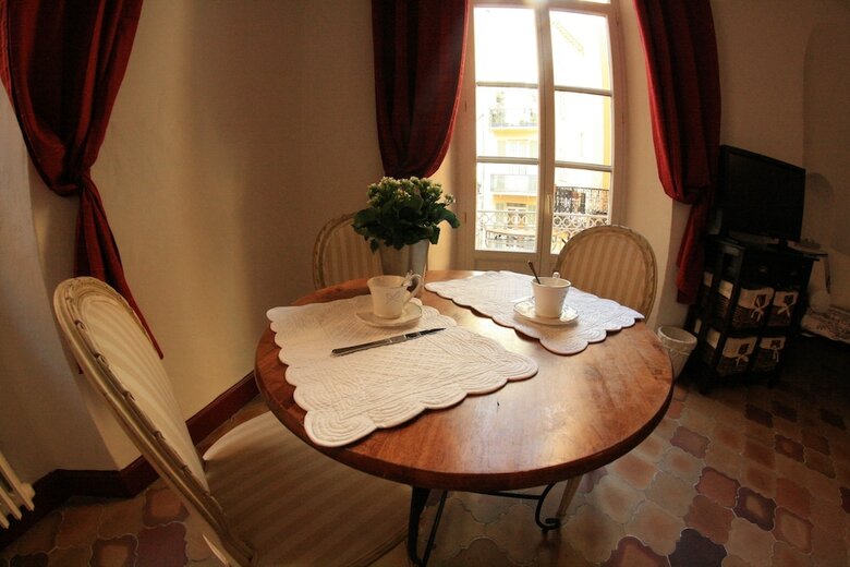 L'oustaria, Apartment - Old Town