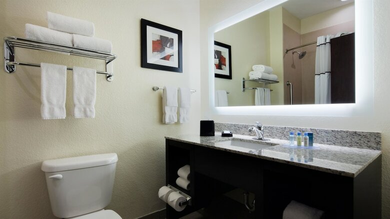 Hotel Best Western Plus Fairview Inn & Suites