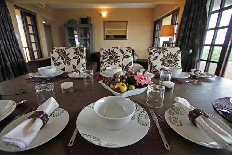 Deacra Villas By Sol Resorts
