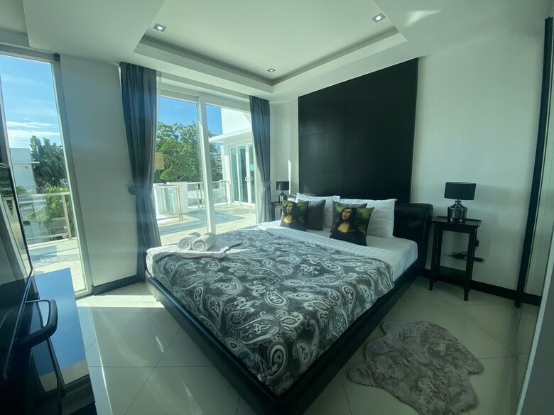 Hollywood Pool Villa Jomtien Pattaya