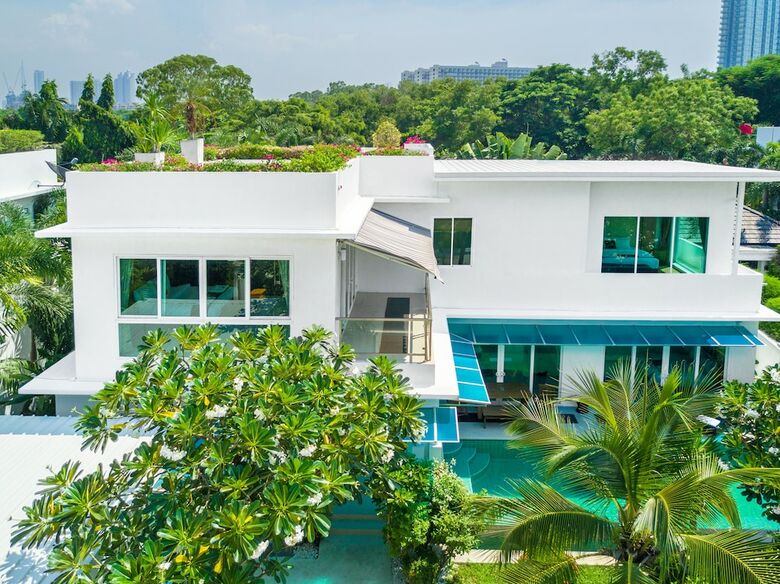 Hollywood Pool Villa Jomtien Pattaya