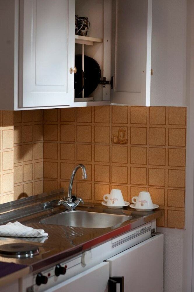 Aparthotel Nikolas Suites