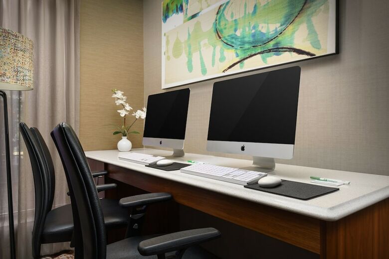 Hotel Holiday Inn Charlotte University Executive Park