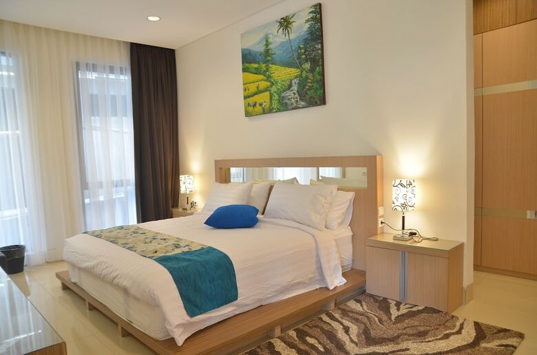 Cempaka Villa Dago Private Pool