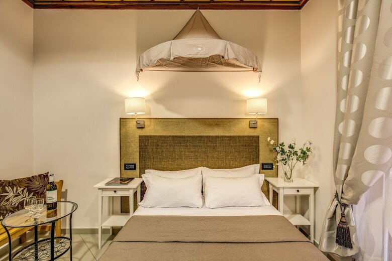 Hotel Artemis Guest House