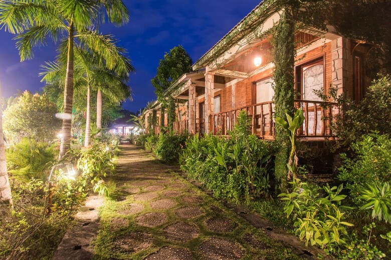 Hotel Cottage Village