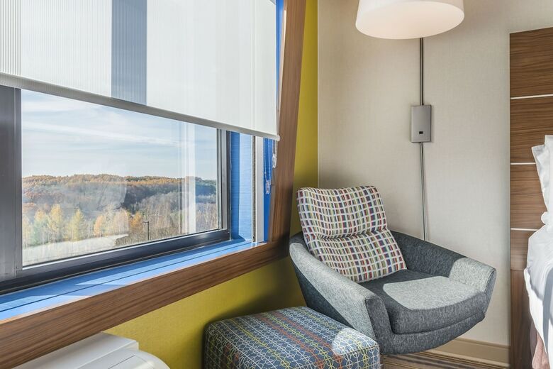 Hotel Holiday Inn Express & Suites Clarion