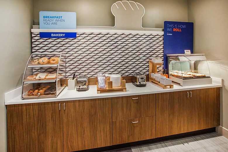 Hotel Holiday Inn Express & Suites Des Moines Downtown