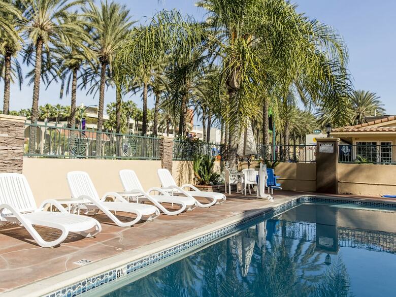 Motel Anaheim Islander Inn And Suites