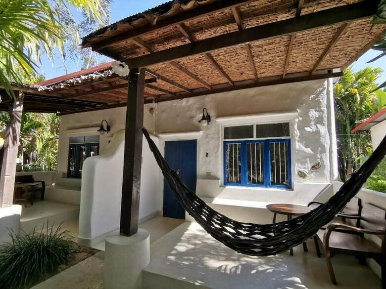 Hotel Canary Guesthouse