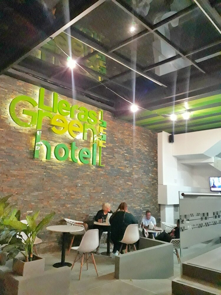 Lleras Green Hotel