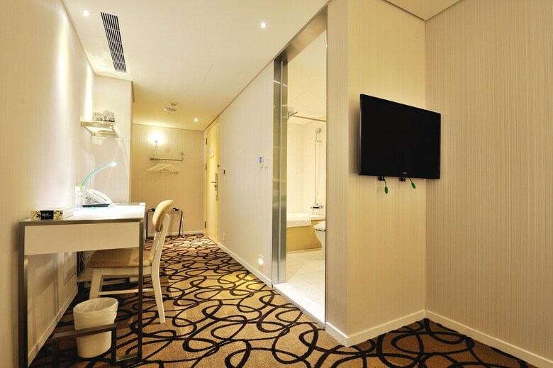 Green World Hotel Zhonghua
