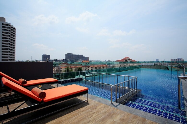 Nova Express Pattaya Hotel