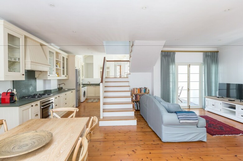 The Majestic Apartment