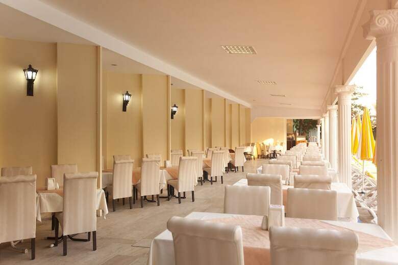 Monte Carlo Hotel - All Inclusive