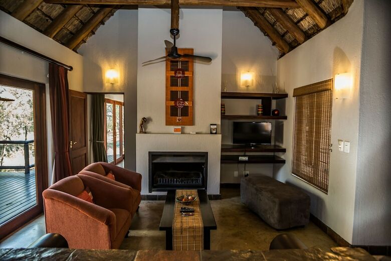 Posada Raptors Lodge N16