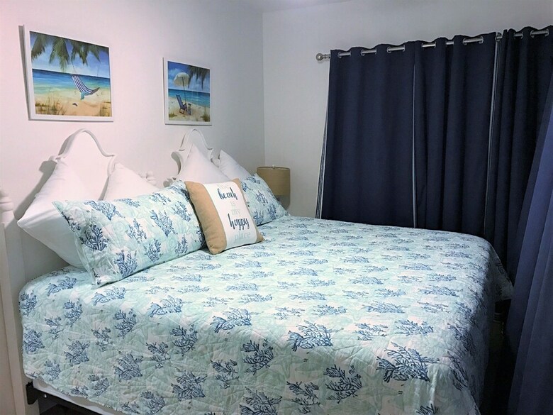Pass A Grille St Pete Beach Home (105 -17)