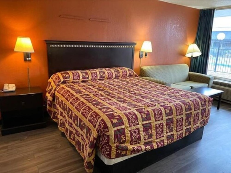 Hotel Old Hickory Inn Jackson