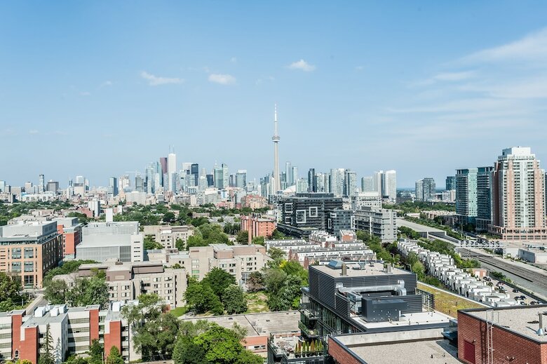 Life Suites Soho 2 Bed | 2 Bath Cn Tower View