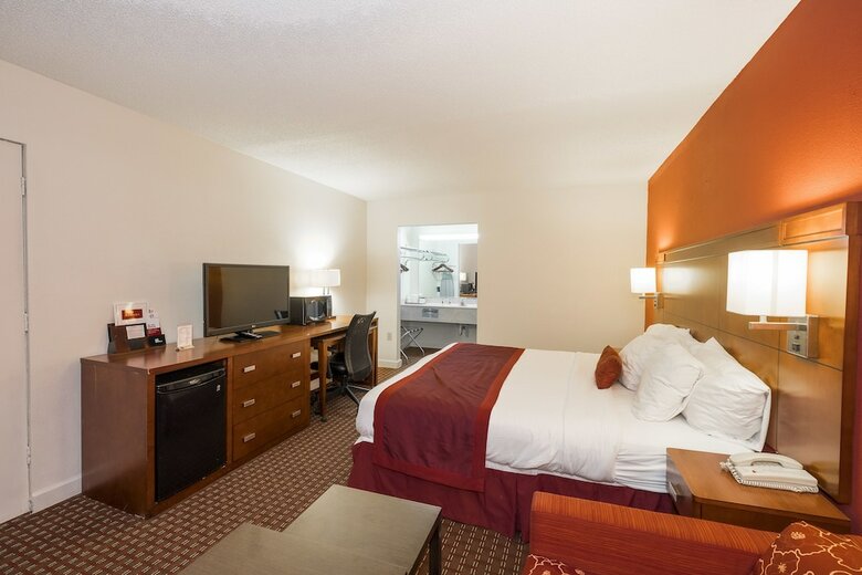 Hotel Ramada By Wyndham Walterboro