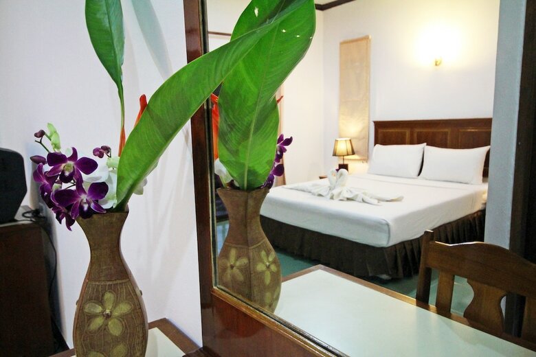 Hostal Lanta Sabai Hotel & Bungalows