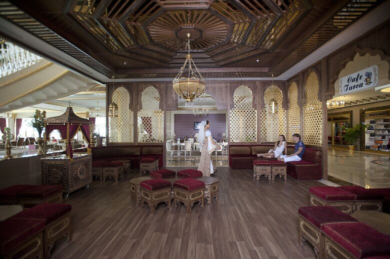 Hotel Crystal Palace Luxury Resort & Spa - All Inclusive