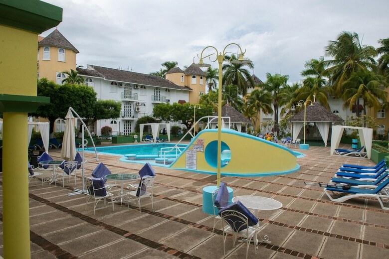 Aparthotel Beach Castles Studio