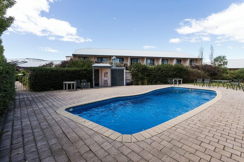 Hotel Tidal Waters Resort