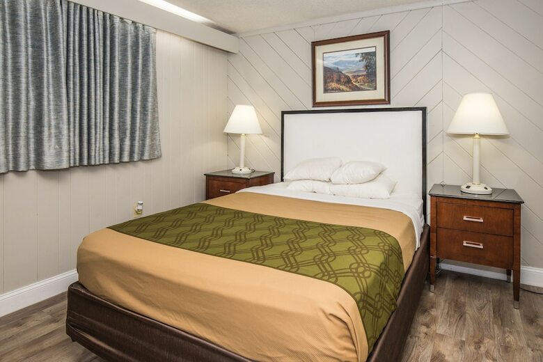 Hotel Chalet Inn