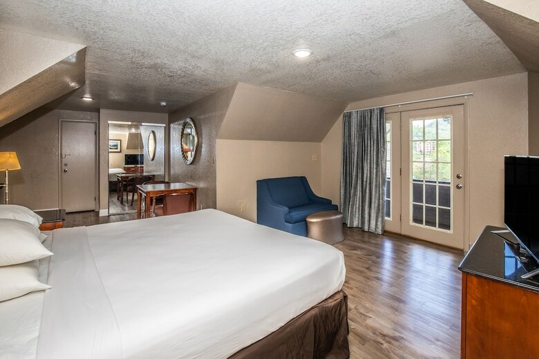 Hotel Chalet Inn