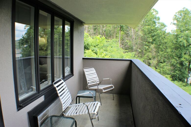 Hotel Chalet Inn