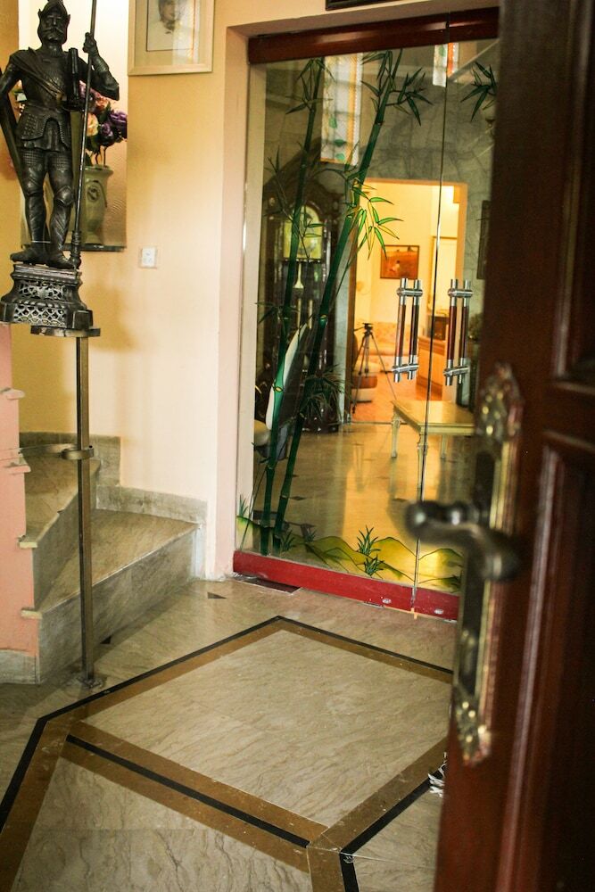 Bed & Breakfast Lahore Guest House