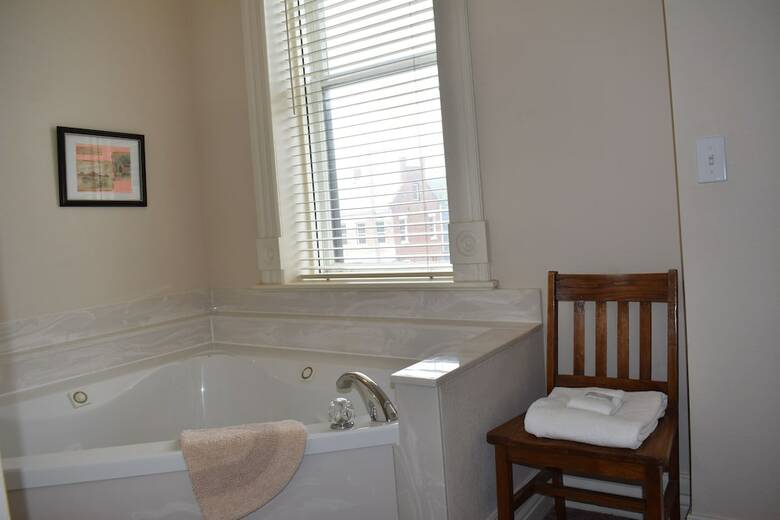 Posada Hermann Crown Suites