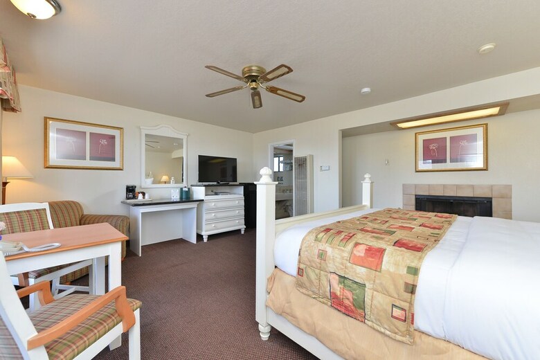 Hotel Bay View Inn
