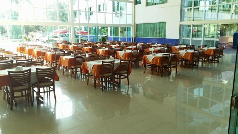 Itacuru�� Plaza Hotel