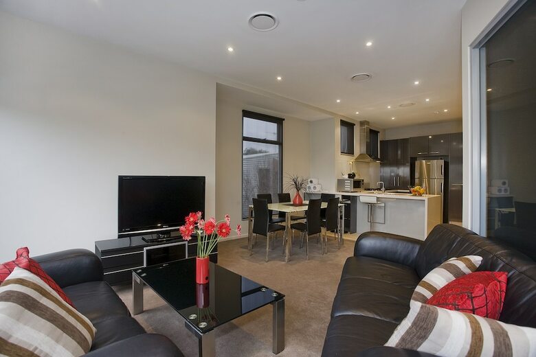 7 Bell Street Apartments
