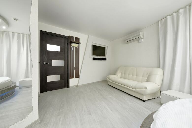 Alex Hotel Yugo Zapad