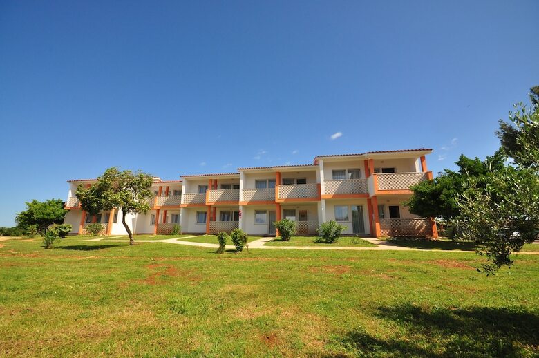 Aparthotel Apartments Kazela