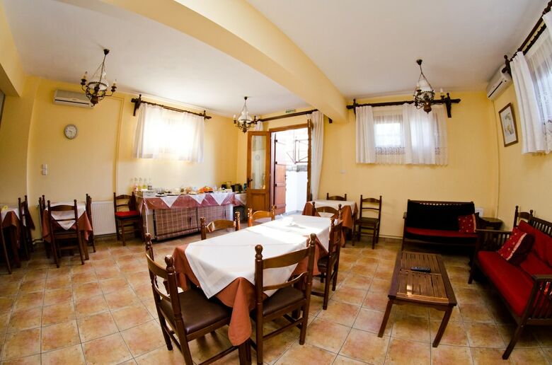 Hotel Seralis