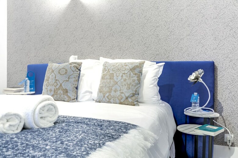 Sweet Inn Apartments- Champs Elys�s (various Addresses)