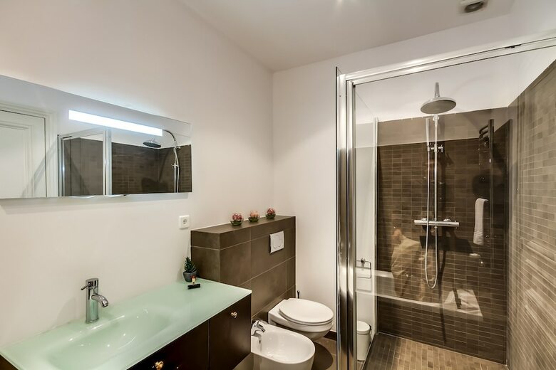 Sweet Inn Apartments- Champs Elys�s (various Addresses)