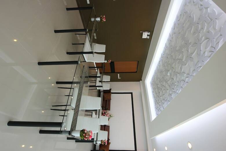 Hotel The Sila Sriracha