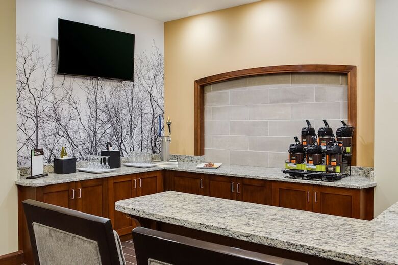 Hotel Staybridge Suites Des Moines Downtown