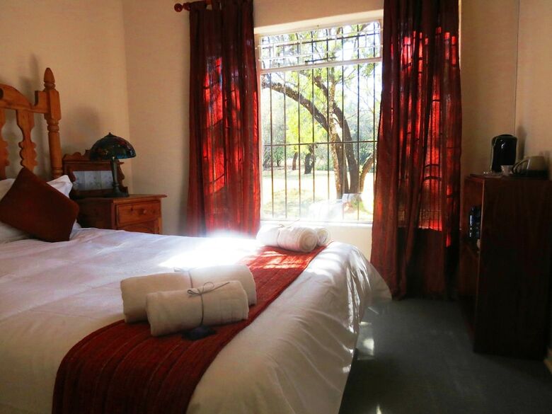 Hotel Meerkatplaats Guesthouse And B&B