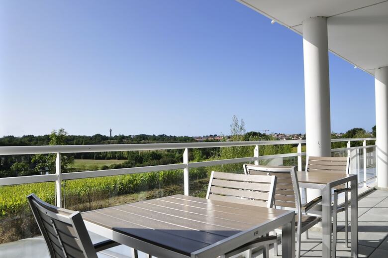 Hotel Golden Tulip Pornic Suites