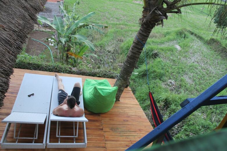 Hotel Dikaloha Medewi Surfcamp