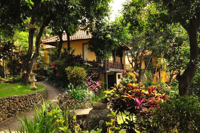 Hotel Puri Mangga Sea View Resort & Spa