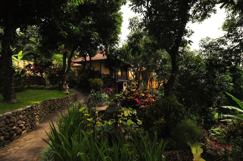 Hotel Puri Mangga Sea View Resort & Spa